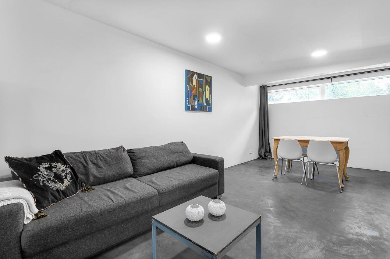 Lovely Studio Apartment With Hot Tub Reikiavik Exterior foto