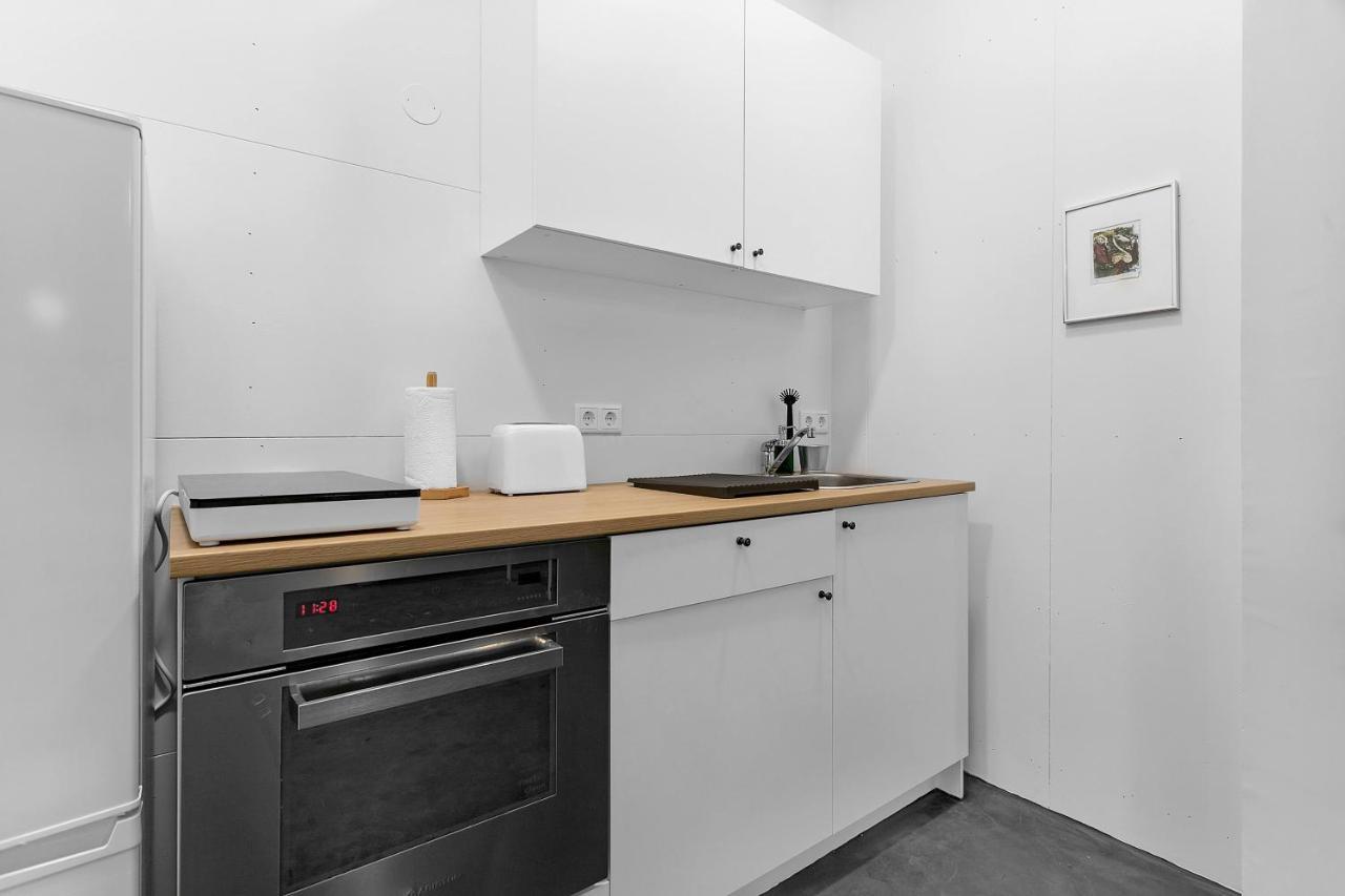 Lovely Studio Apartment With Hot Tub Reikiavik Exterior foto